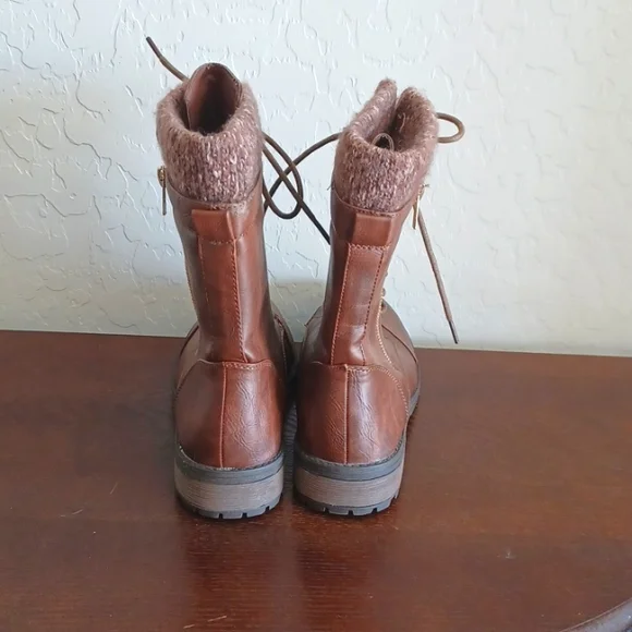 NWOT Lace Up Combat Boots Brown Womans Size 6.5 - Picture 7 of 9